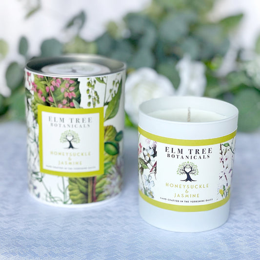 Honeysuckle & Jasmine Medium Candle with tin